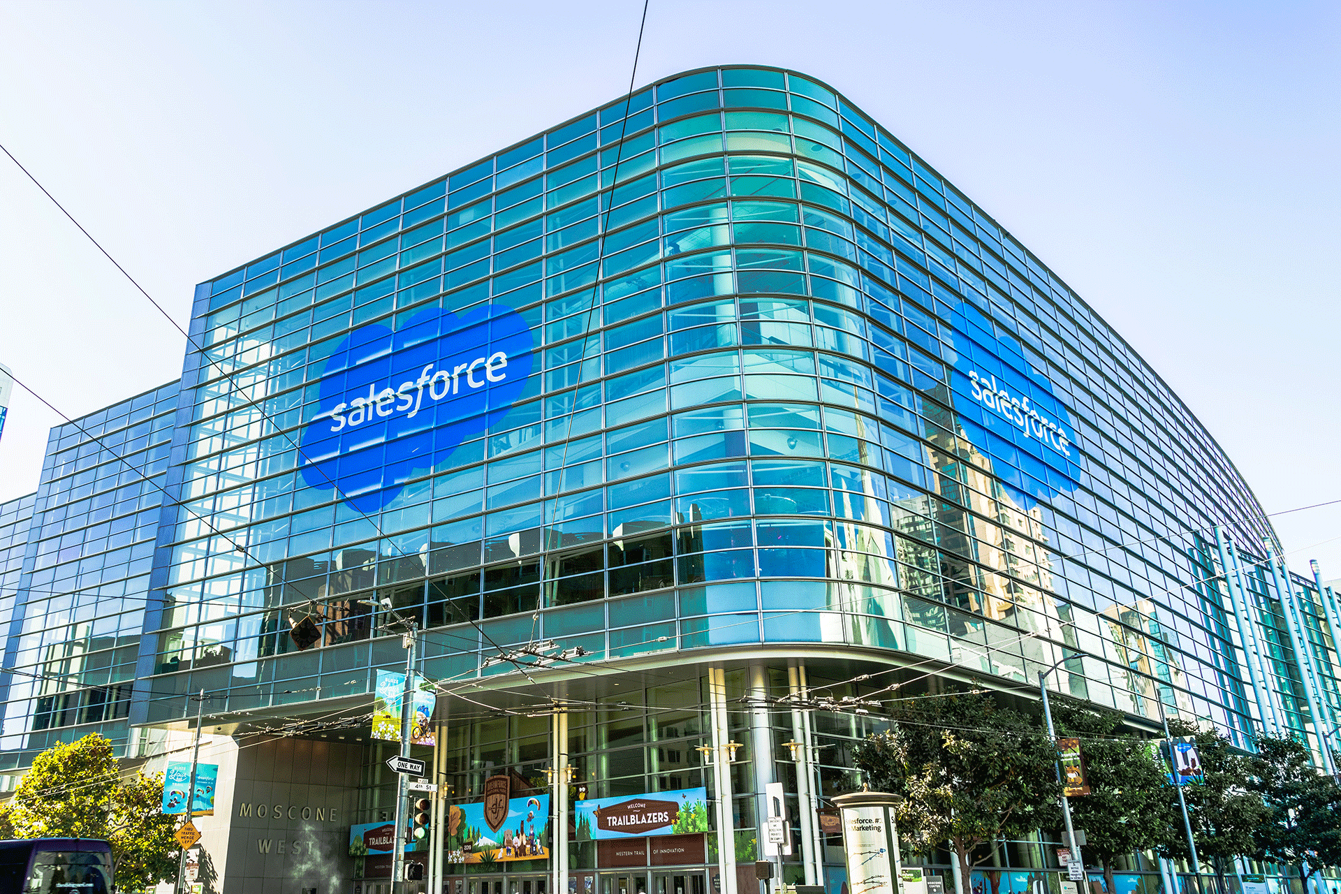 Salesforce stellt neue KI-Funktionen für Sales Cloud und Service Cloud vor, :www.istockphoto.com/, Bild: