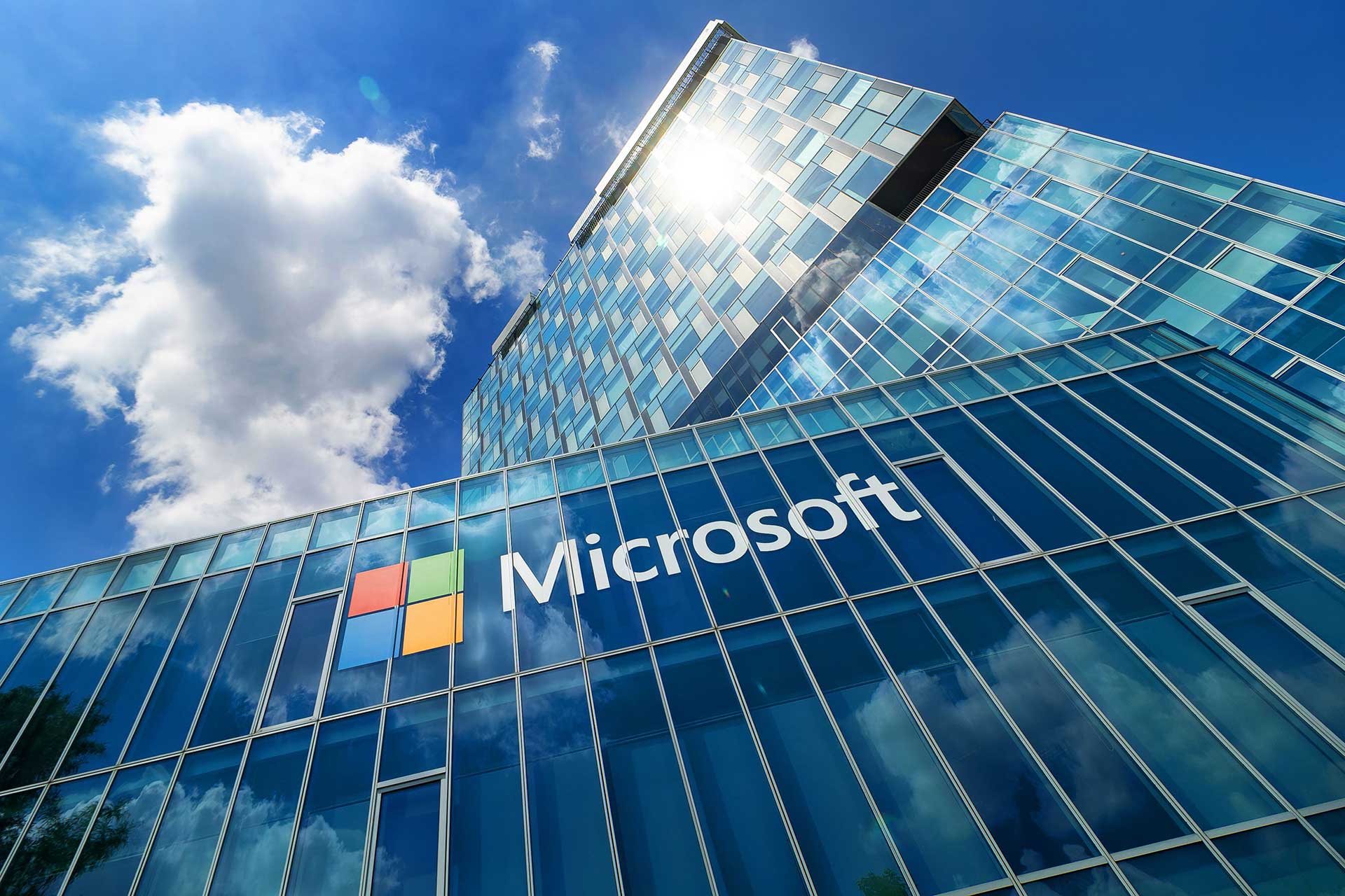 Microsoft_Source-iStock-1408775753