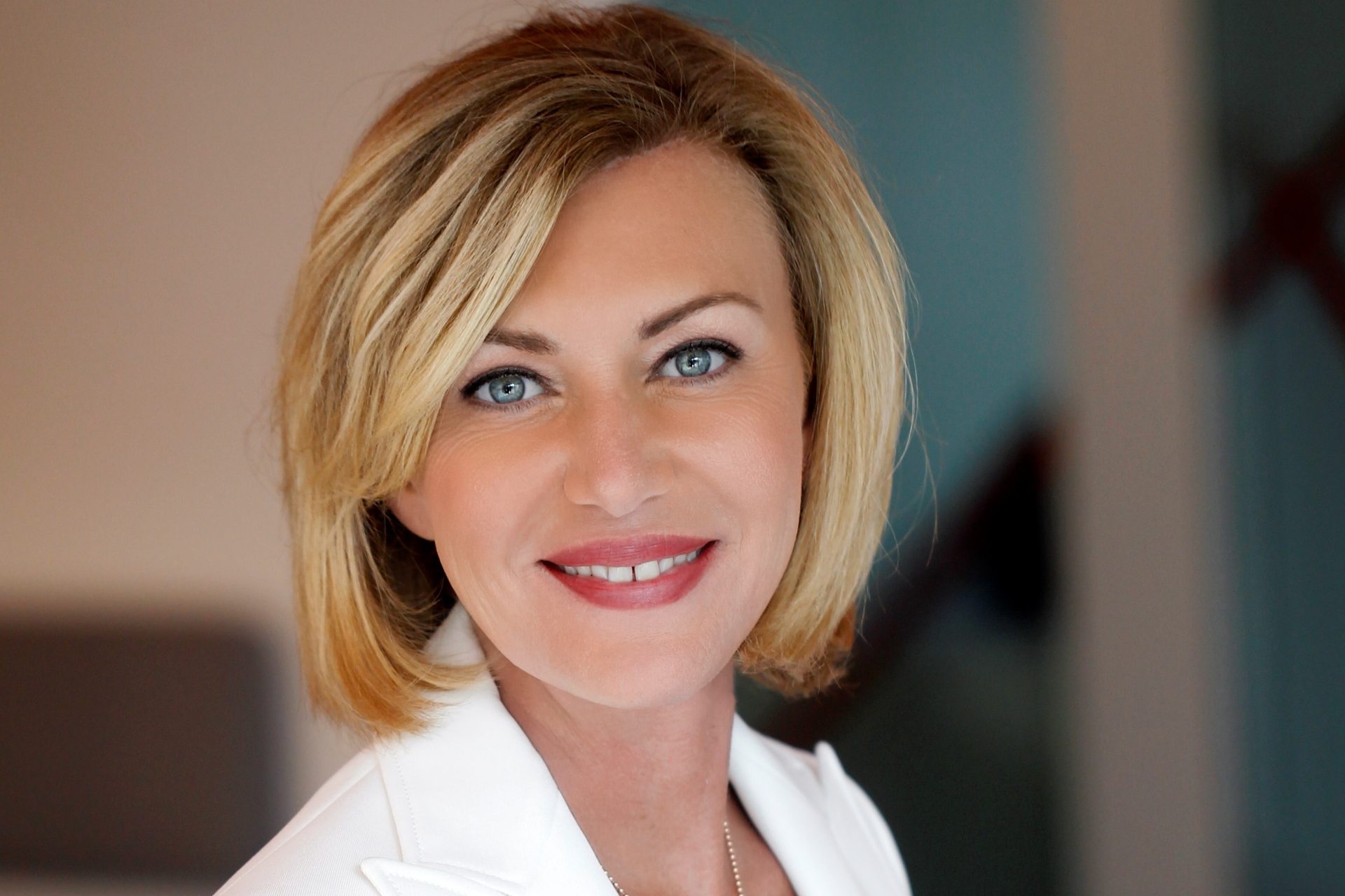 An den visionären CFO: Fünf Tipps für eine erfolgreiche IT-Strategie Angela Mazza