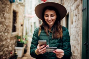 Entwicklung von Conversational AI für verbesserte Kundenerfahrungen, Bild: www.istockphoto.com/de