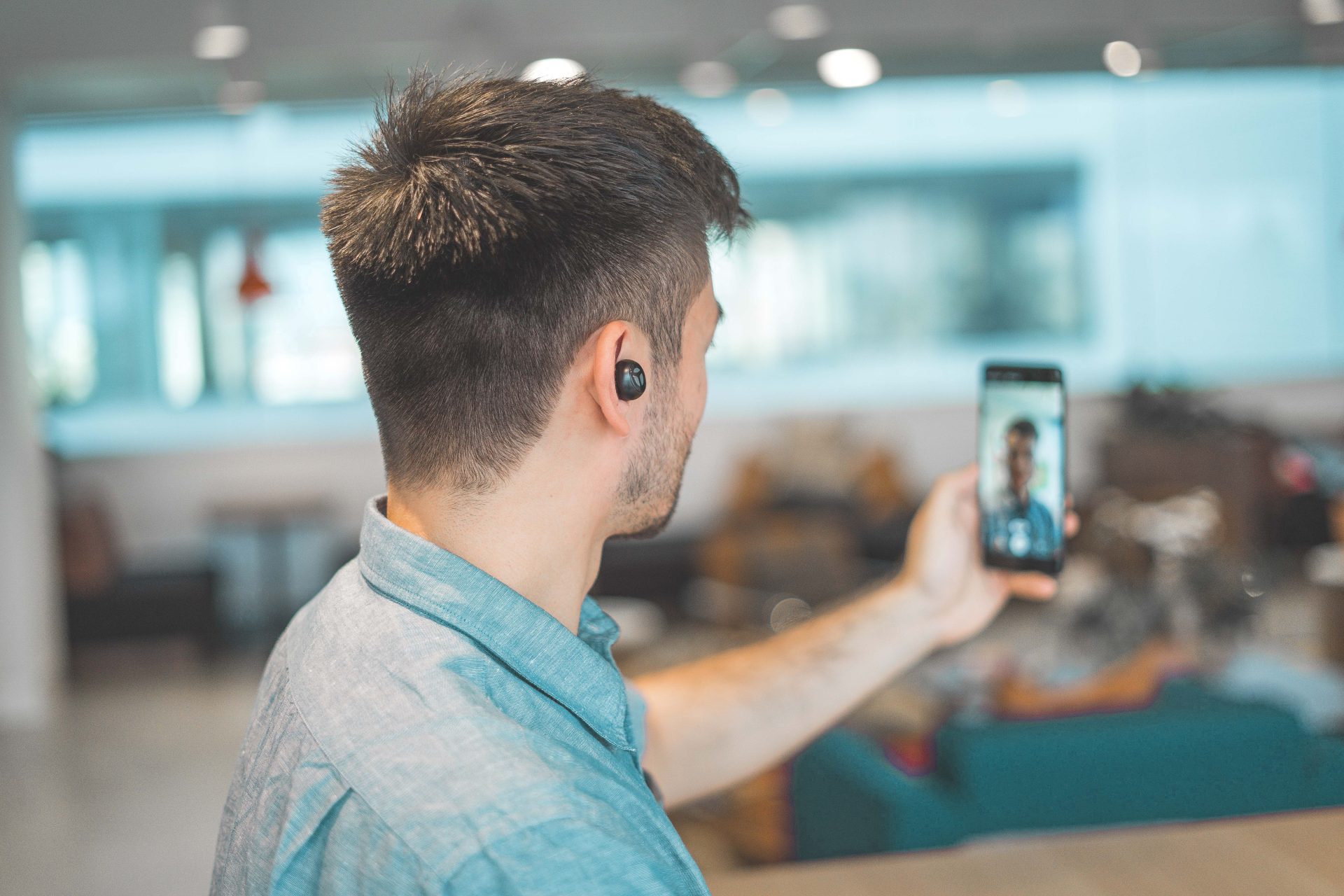Video statt Telefon: Nonverbale Kommunikation im Kundenkontakt