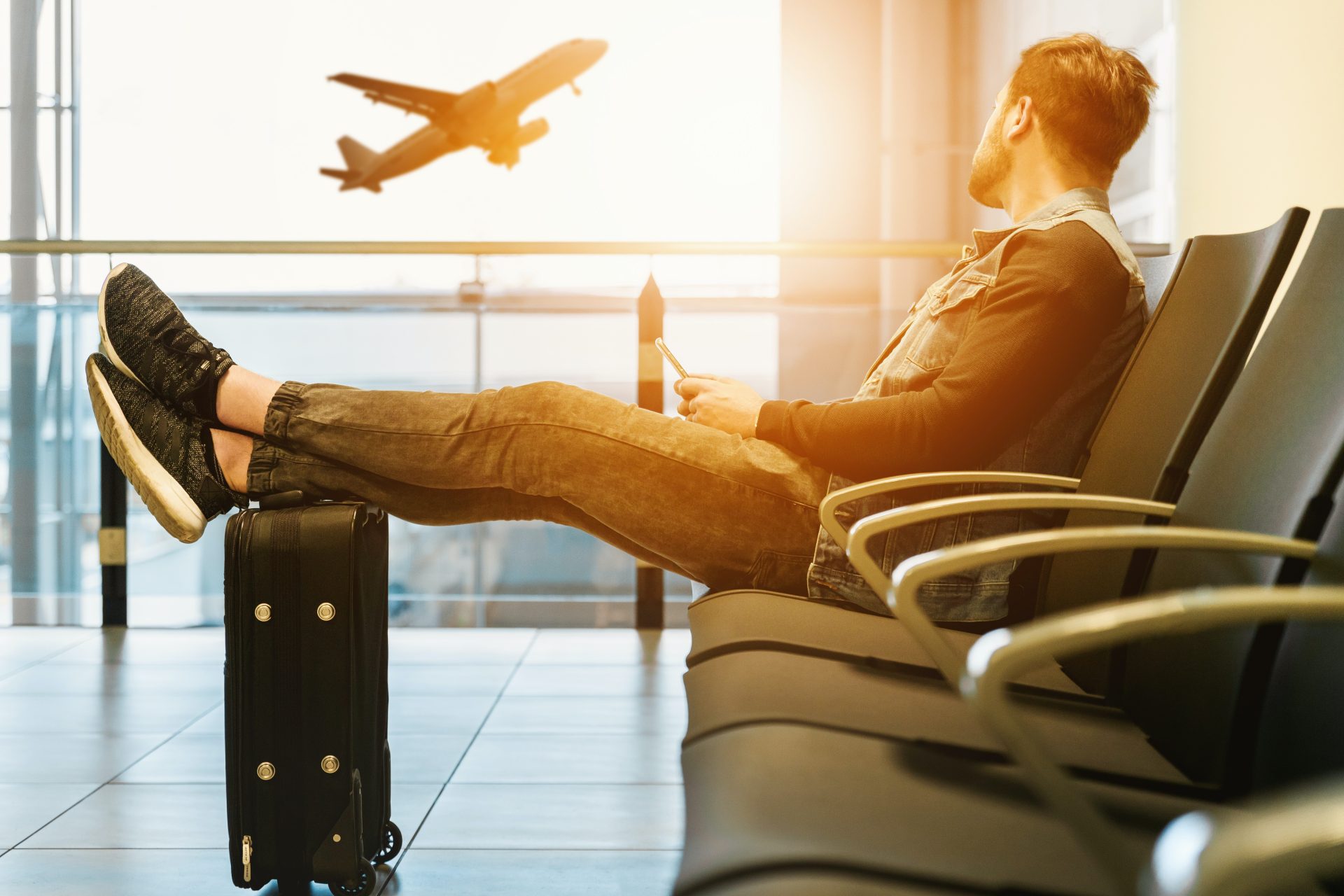 Wenn Loyalty zum Greifen nah ist: 5 Lektionen für eine bessere Customer Experience in der Reisebranche Wenn Loyalty zum Greifen nah ist: 5 Lektionen für eine bessere Customer Experience in der Reisebranche, Freshworks, Photo by JESHOOTS.COM on Unsplash