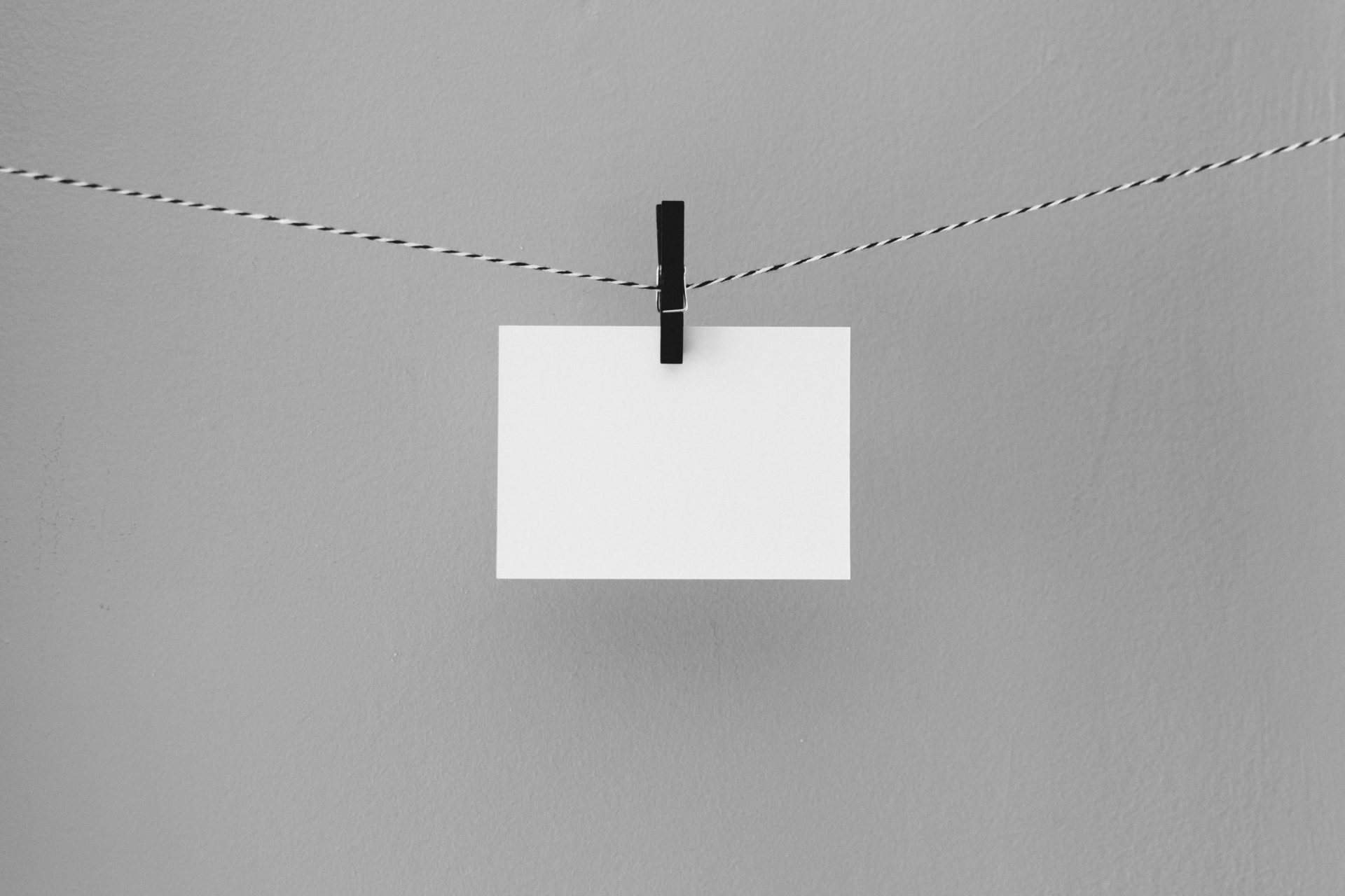 Ein Meilenstein für idealo: Qualtrics ermöglicht Onsite-Befragungen Ein Meilenstein für idealo: Qualtrics ermöglicht Onsite-Befragungen, Photo by Kelly Sikkema on Unsplash