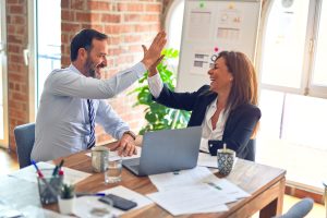 Die AMAG baut Zusammenarbeit mit CRM-Hersteller BSI weiter aus, Photo by krakenimages on Unsplash