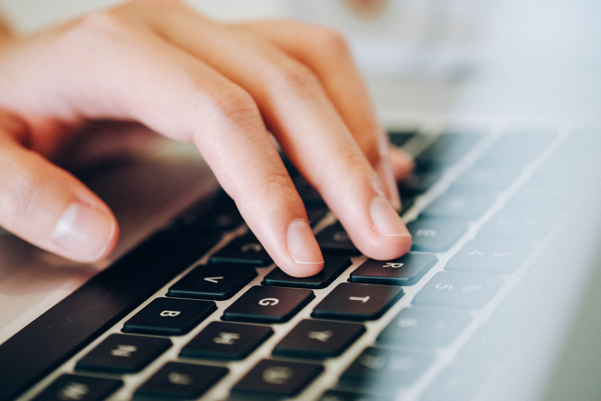 Daten-Updates im CRM automatisieren: So bekämpfen Sie den Datenmüll erfolgreich Daten-Updates im CRM automatisieren: So bekämpfen Sie den Datenmüll erfolgreich, Image by fancycrave1 from Pixabay